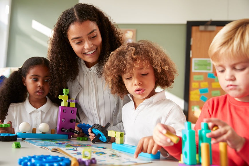 9 UAE Summer Camps and Clubs Your Child Will Love 9 UAE Summer Camps and Clubs Your Child Will Love
